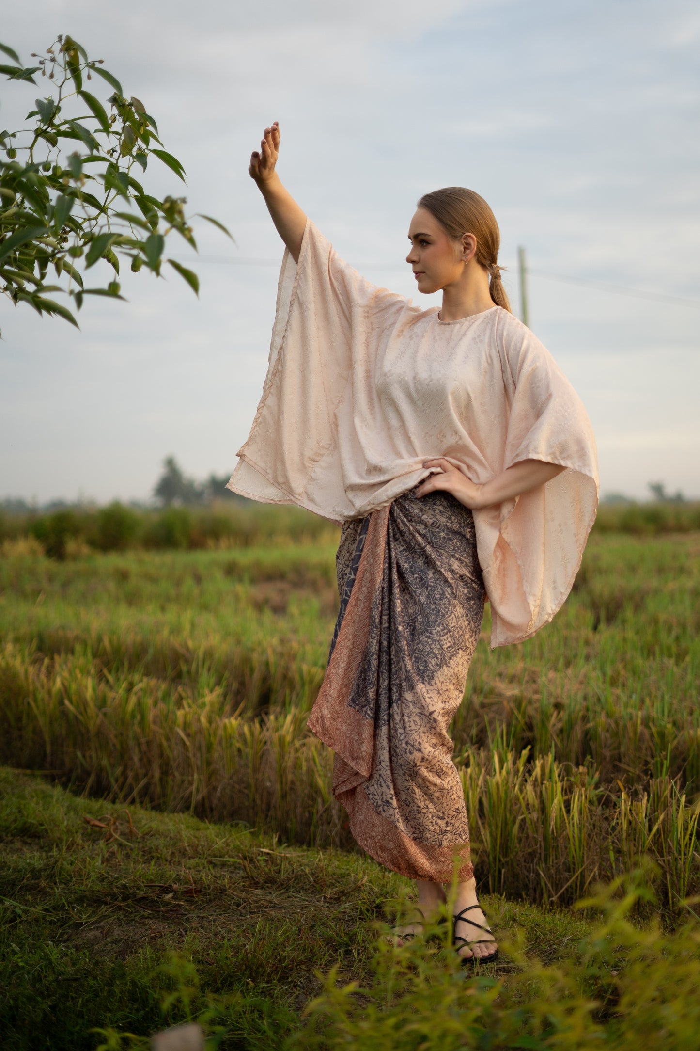 Anya Raya