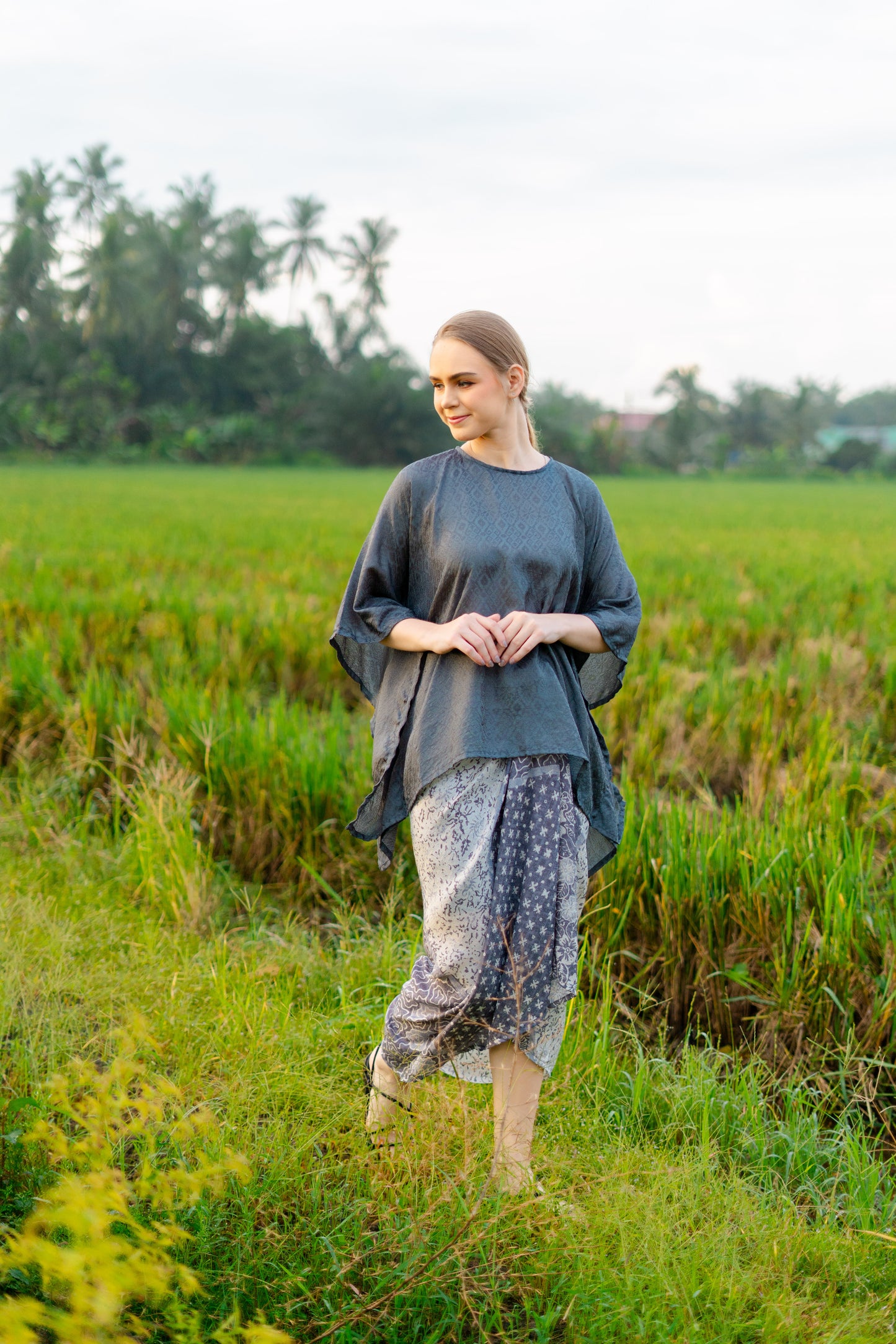 Anya Raya