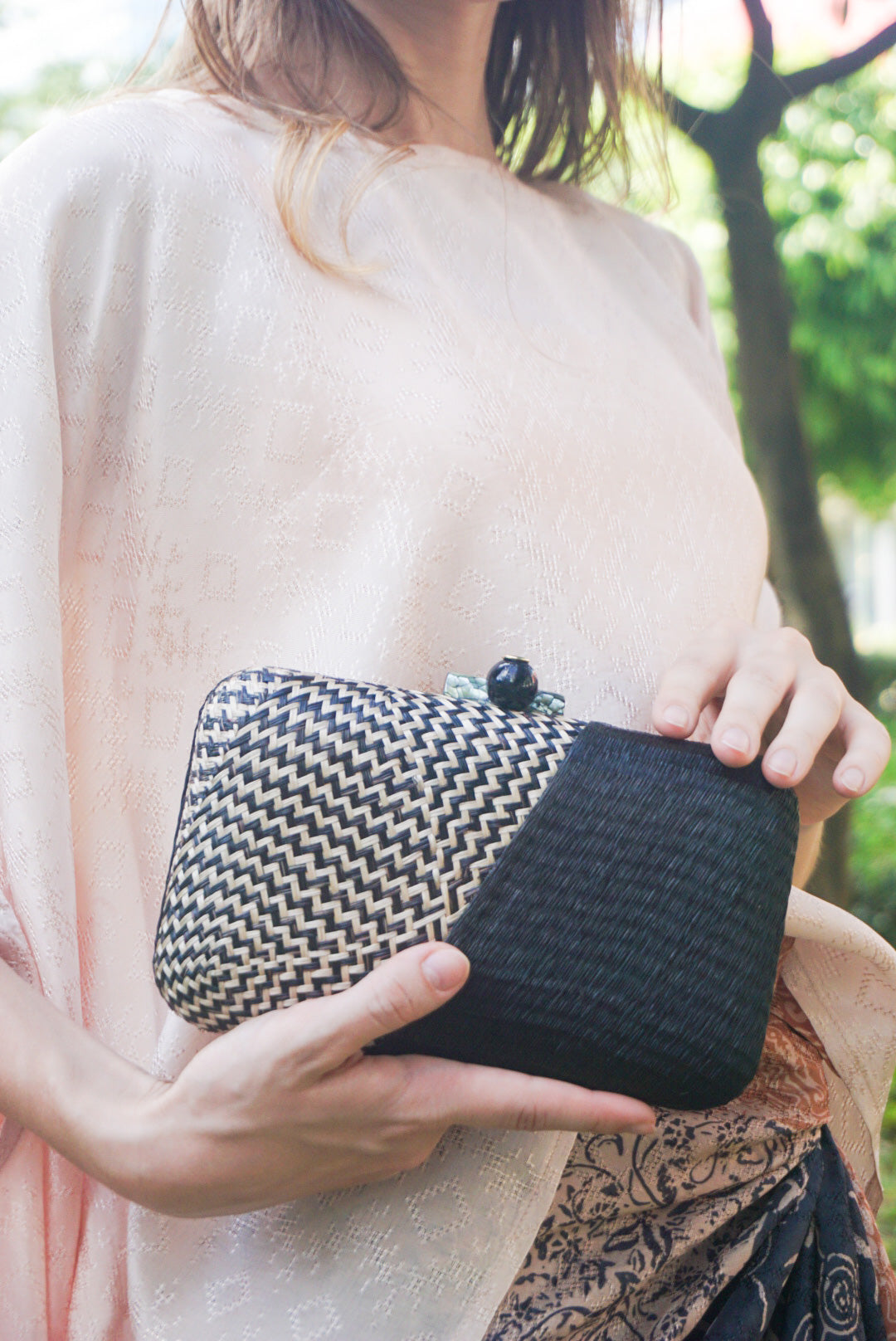 handbag malaysia, handbag, clutch, clutch raya, clutch malaysia, buntal clutch, handmade clutch