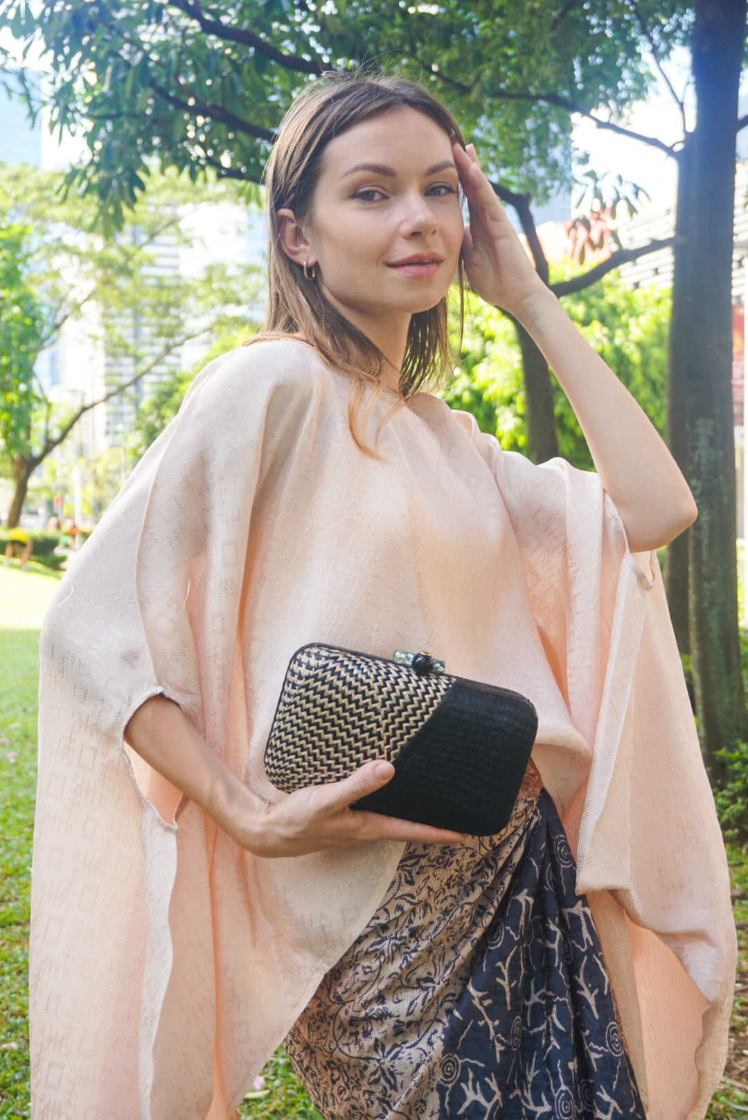 handbag malaysia, handbag, clutch, clutch raya, clutch malaysia, buntal clutch, handmade clutch